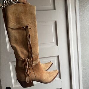 Vero Cuoio Tan Leather Heeled Boots with fringe leather